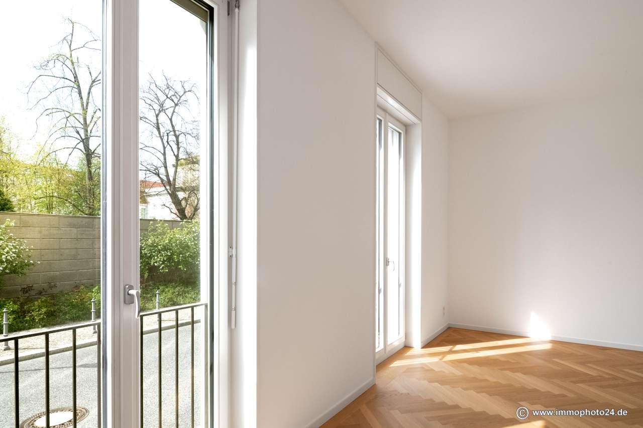 Exklusive Erdgeschosswohnung mit Terrasse zwischen Stadtschloss u. Oper