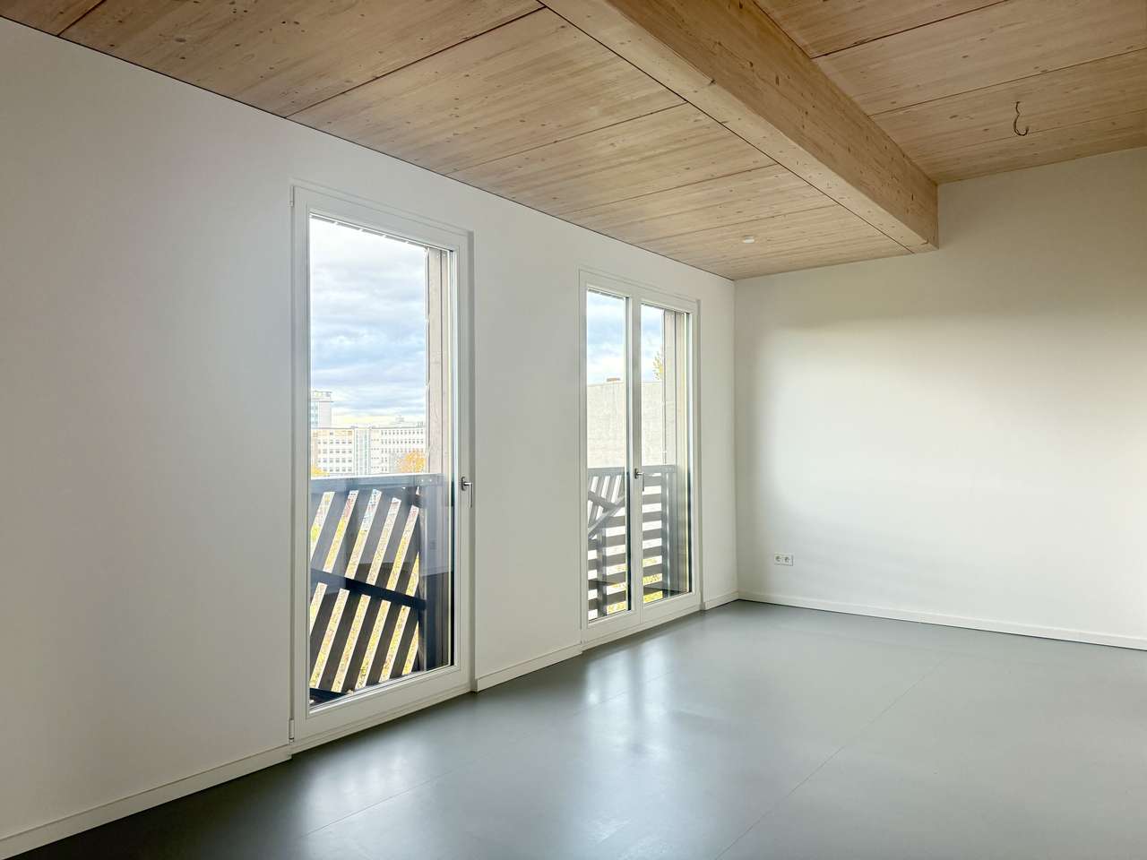 Neubau Dachgeschoß/Maisonette Wohnung