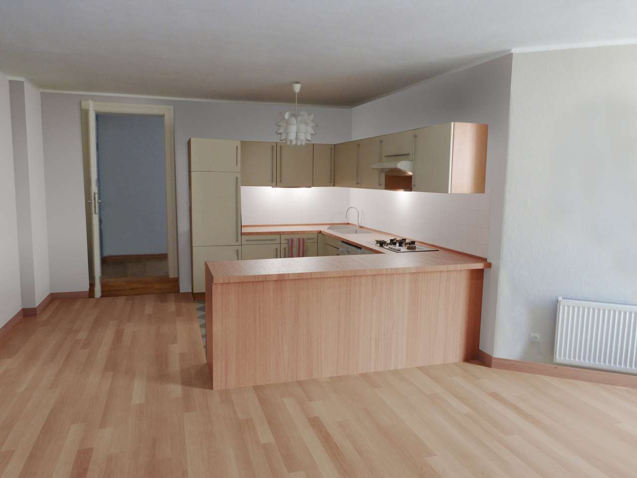 TOPLAGE provisionsfrei, z.Zt. vermietete 4-Zi-Altbau mit Fahrstuhl im 3. OG