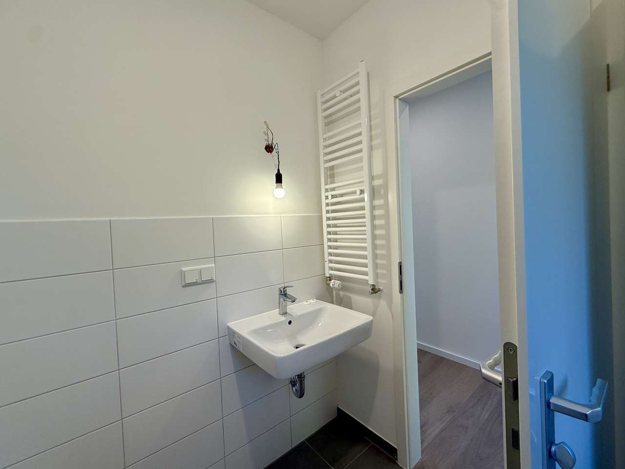 *ERSTBEZUG nach SANIERUNG* - 1-Zimmer Wohnung im Güntzelkiez