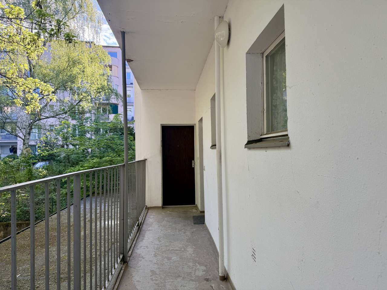 *ERSTBEZUG nach SANIERUNG* - 1-Zimmer Wohnung im Güntzelkiez