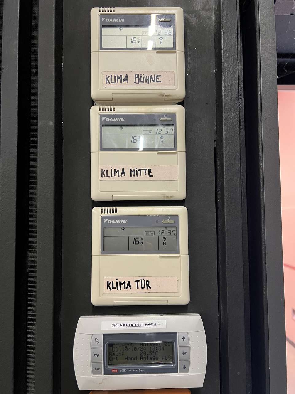 komplettes Filmstudio oder universeller Eventort