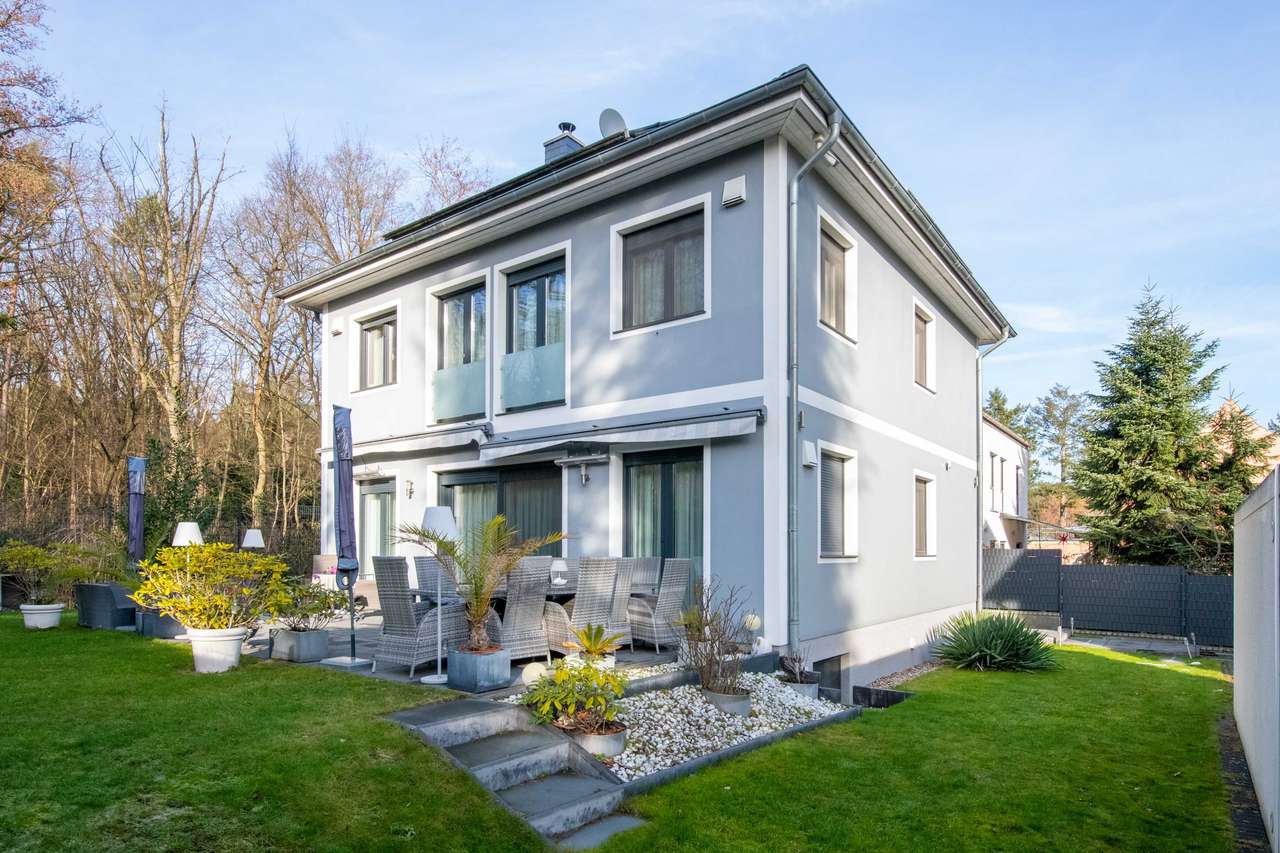 Familiengerechtes, 7 Zimmer, niedrigenergie Haus in Wannsee