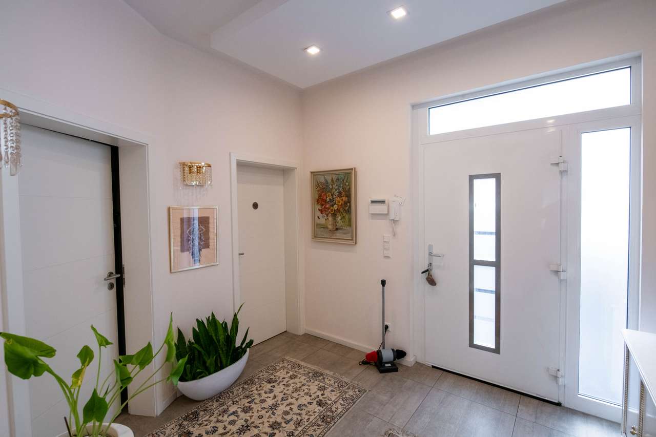 Familiengerechtes, 7 Zimmer, niedrigenergie Haus in Wannsee