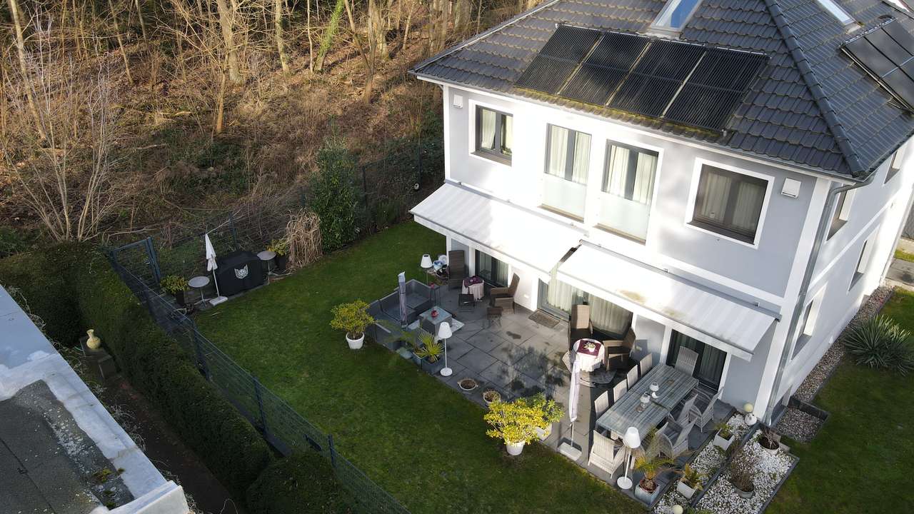 Familiengerechtes, 7 Zimmer, niedrigenergie Haus in Wannsee