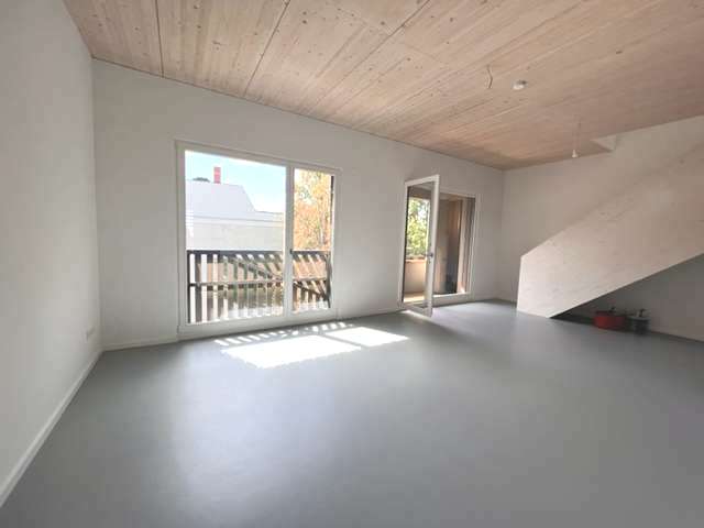 Wohnzimmer mit Loggia Wohnzimmer mit Loggia