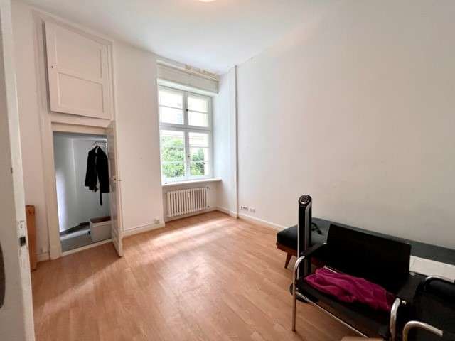Zimmer 4